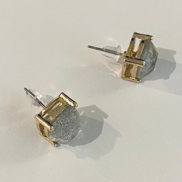 Silver Fine Glitter Stud Earrings NEW - Picture 2 of 2